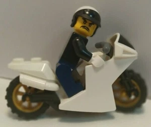Lego Good Cop Bad Cop on Motorcycle Minifigure - Picture 1 of 2