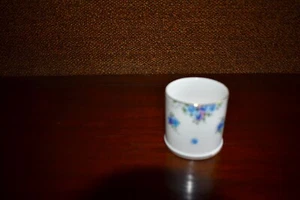 Crown Staffordshire small porcelain container - Picture 1 of 4