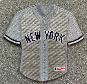 NEW YORK YANKEES MLB BASEBALL OFFICIAL 4" MINI ROAD JERSEY SOUVENIR TEAM PATCH - Picture 1 of 2