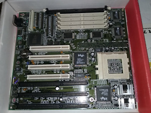 Vintage QDI P51430VX/250DM Explorer II Motherboard System Board Intel AMD PC/AT