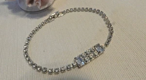  Rhinestone link & Silver tone Sparkly Bracelet 7"  ~ PRETTY ~ DAZZLEME DEAL $$$ - Picture 1 of 5