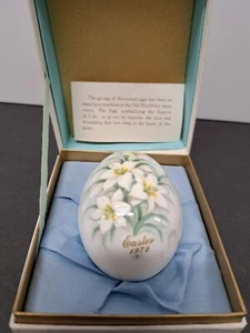 Huevo de Pascua Noritake Bone China 1972 lirios de Pascua con caja original - Imagen 1 de 8