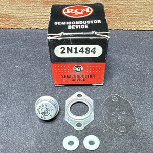 RCA 2N1484 Transistor  Semiconductor Device w/ Mounting Kit- NOS Vintage - Picture 1 of 4