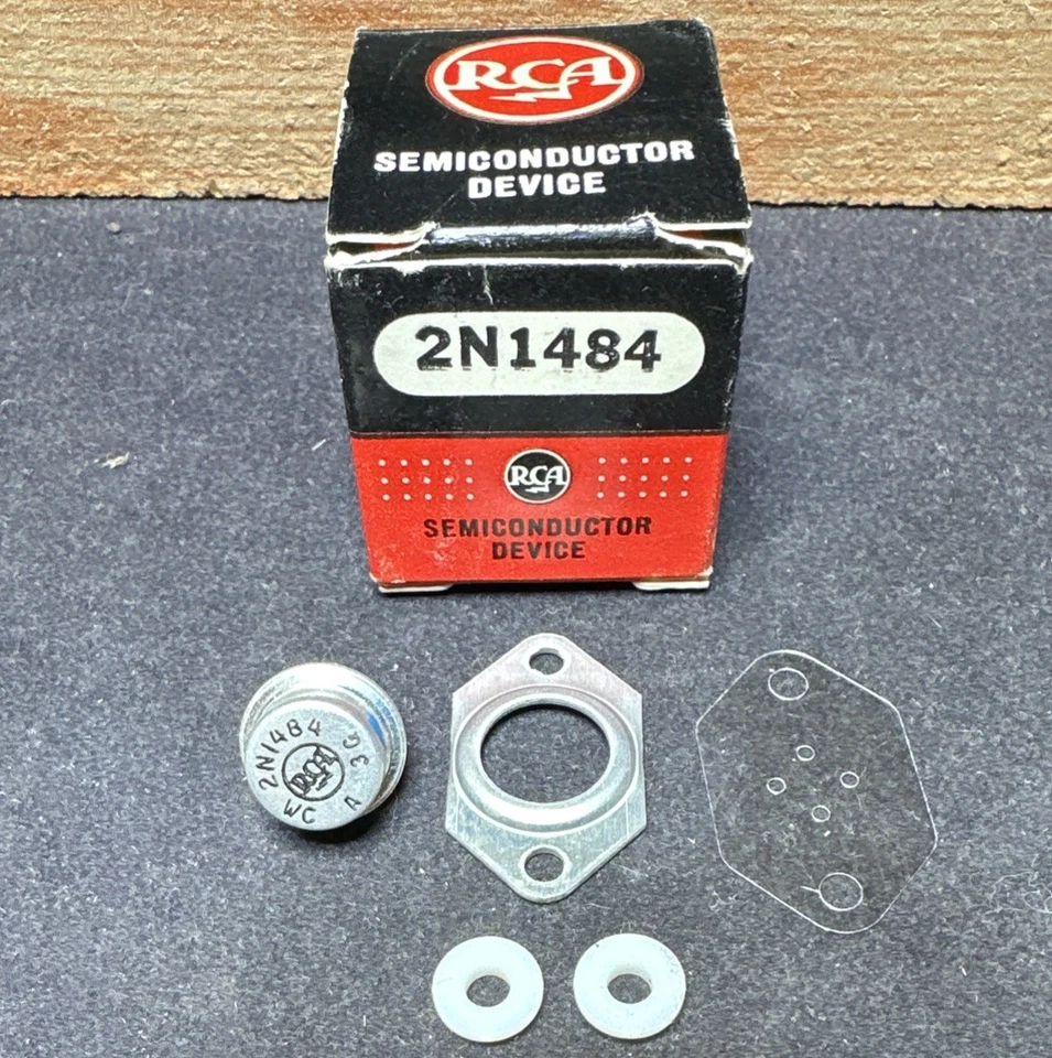 RCA 2N1484 Transistor  Semiconductor Device w/ Mounting Kit- NOS Vintage - Image 1 of 4