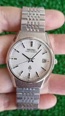 ИЗЯЩНЫЙ И РЕДКИЙ ВИНТАЖНЫЙ SEIKO КОРОЛЬ КВАРЦ 0852-8020 ОРИГИНАЛЬНЫЙ ЦИФЕРБЛАТ ЯПОНИИ СДЕЛАНО ЧАСЫ - Изображение 1 из 4