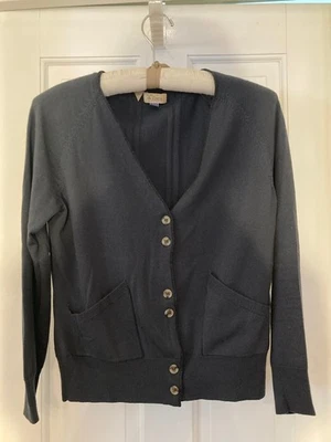 Cárdigan Ibex para mujer de lana y cachemir con botones gris carbón pequeño buenos problemas Foto 1 de 4