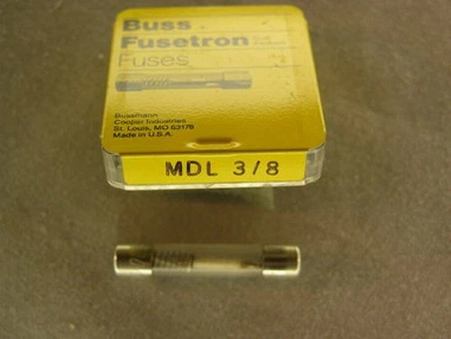 10 Cooper Bussman MDL3/8 3/8A (.375A) Time Delay Fuses - Image 1 of 1