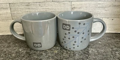 2 tazas Dunkin Donuts 16 oz gris claro vacaciones copo de nieve café taza de té 2014 Foto 1 de 4
