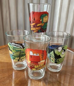 Set of 4 Peanuts Snoopy Halloween Glasses Happy Halloween Movie Theme Pint Glass - Picture 1 of 6