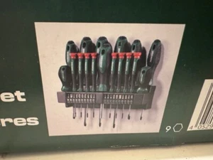 NEW- PARKSIDE 37 PC SCREWDRIVER (MAGNETIC TIP) & BIT SET WITH WALL MOUNT HOLDER - Picture 1 of 9