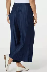 Scoop Women’s Navy Blue Wide Leg Stretchy Pants Size M (8-10) NWT - Picture 1 of 9