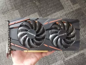 GIGABYTE AMD Radeon RX590 GME 8GB GDDR5 PCI-E Graphics Video Card DP DVI HDMI - Picture 1 of 7