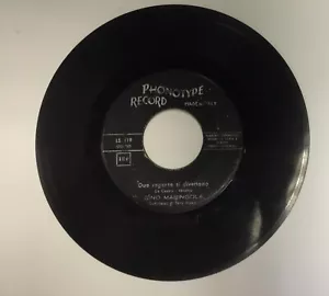 Gino Maringola Due Ragazze Si Divertono / IIl Mollnaro 45 LP - Picture 1 of 2