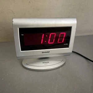 Sharp SPC060 Alarm Clock-Red-Mini-Travel Alarm-Corded-SILVER LED-Tested Works - Picture 1 of 9