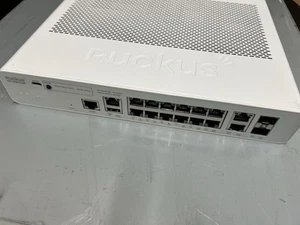 Ruckus ICX 7150-C12P 12-Ports Rack Compact 1G PoE Ethernet Switch( unit only) - Imagen 1 de 4