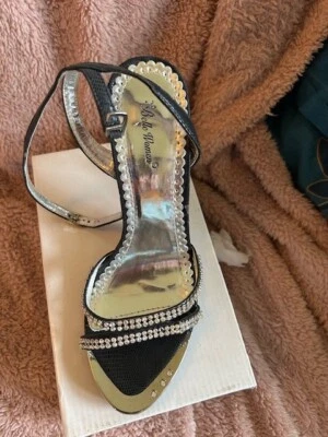 escarpins à talons argenté avec strass  - Photo 1/4