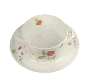 Mikasa Japan JUST FLOWERS Round Gravy Boat & Underplate 2 pcs Bone China A4182 - Picture 1 of 11