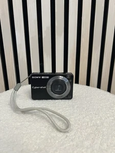 Sony Cyber-Shot DSC-W110 Digitalkamera schwarz 7.0MP Kompaktkamera OHNE ZUBEHÖR - Bild 1 von 6