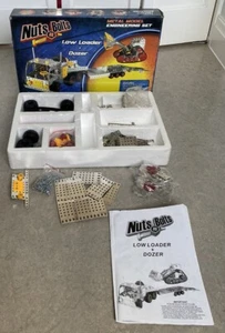Muttern + Schrauben Planierraupe Technik Set METALL FIA Spielzeug MODELL - SIEHE BESCHREIBUNG - Bild 1 von 4