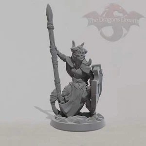 Demonio femenino - miniaturas árbitro - Pathfinder, D&D - juegos de mesa - Imagen 1 de 5