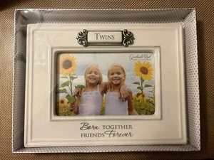 STEPPING STONES “TWINS” CERAMIC 3.5” x 5” PHOTO FRAME WALL MOUNT HANGING DECOR - Picture 1 of 3