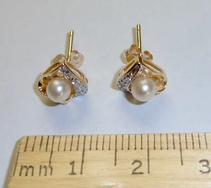 14K YG Diamond & Natural Pearl Heart Earrings, Excellent - Picture 1 of 4