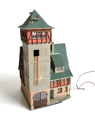 Vollmer - Feuerwehr Feuerwache 20817 - H0 - Gebäude Häuser Haus ---- CM 463 - Bild 1 von 4