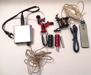 2 TATTOOING GUNS WITH ACCESSORIES ~ SMALL SHOP HOME USE ~ CHECK IT OUT - Picture 1 of 5