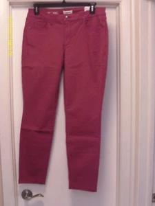Women's Size 12 Skinny Jeans Sangria Mist Mid Rise New With Tag - Picture 1 of 3