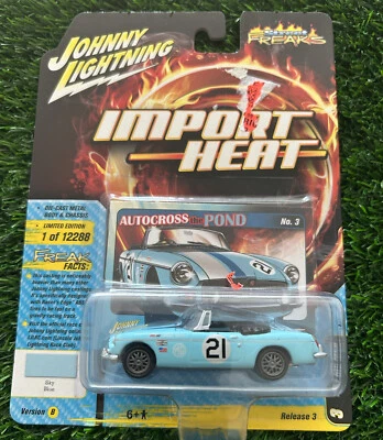 Johnny Lightning Street Freaks Import Heat 1963 MG MGB azul cielo 1:64 NUEVO Foto 1 de 2