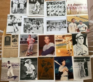 18 Signed BASEBALL HOF Photos - DIMAGGIO SNIDER WILLIAMS MUSIAL KOUFAX BERRA - Picture 1 of 19