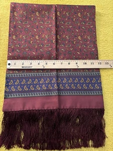 DION OF CANADA Bufanda de Hombre Borgoña Paisley Seda/Lana 12"W x 60"L Usada en Excelente Condición - Imagen 1 de 9