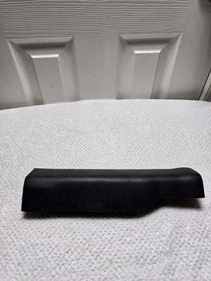 Placa de desgaste interior trasera derecha Mitsubishi Endeavor 2004-2011 OEM MR951350 (A Foto 1 de 4