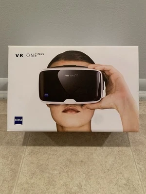 Zeiss VR One Plus Virtual Reality Headset for Smartphones - Image 1 of 4