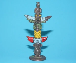 BRITAINS HERALD NATIVE INDIAN TOTEM 1960s ENGLAND - Picture 1 of 3