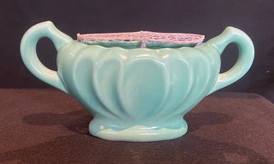 Vintage Dee Cee England ARt Deco Green Flower Vase Frog Twin Handle Mantle Vase - Image 1 of 4