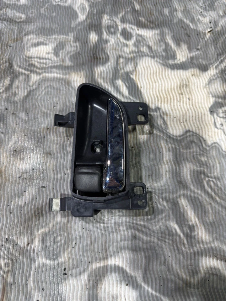 Manija interior de puerta lateral izquierda izquierda derecha 13-16 Scion FRS Subaru BRZ 86 FABRICANTE DE EQUIPOS ORIGINALES Foto 1 de 1
