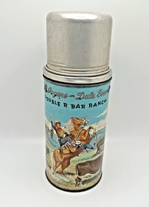 Thermos Vintage Roy Rogers e Dale Evans Doppio R Bar Ranch Metallo LEGGI - Foto 1 di 24
