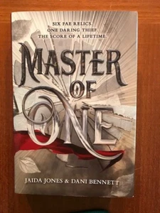 Jaida Jones & Dani Bennett. Master of One. [SIGNED 1st edition] - Picture 1 of 3