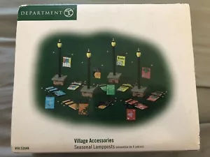 NEW Dept 56 Seasonal Lampposts with Banners RETIRED 53048 Village Accessories - Bild 1 von 3