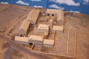 Hougoumont Farm Buildings & Walls 12mm Wargaming 1815 Napoleonic Waterloo - Picture 1 of 12