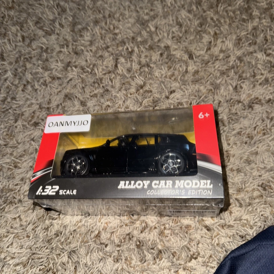1:32 Rolls Royce SUV Cullinan Alloy Car Model Diecasts Metal Toy Car Model Gifts - Image 1 of 1