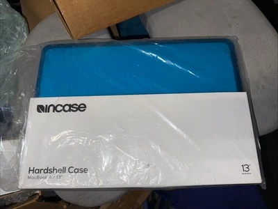 GENUINE INCASE MacBook Air 13-inch, 2016-2019) Hardshell Case Laptop Cover - Image 1 of 2