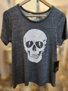 NWT CHASER BRAND LIGHTNING SKULL T SHIRT HEATHERED GREY RAW DOUBLE EDGE SEAMS M - Picture 1 of 9