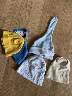 5 Piece Baby Boys Infant Newborn Hats Beanies  Gerber - Image 1 of 2