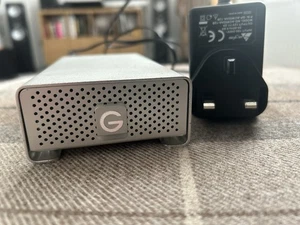 G-Technology G-RAID 2TB with USB 3.0 External Hard Drive - Afbeelding 1 van 3