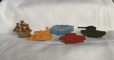 5 - 1950s Metal Monopoly Counters Some Chipped Paint Good for Age - Image 1 of 4