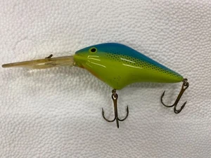 Vintage Berkley Frenzy Crankbait Fishing Lure blue/chartreuse hard to find color - Picture 1 of 9