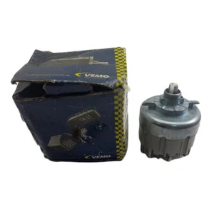 Fits For Mercedes A124 C124 C126 R129 S124 Vemo Headlight Switch V30-73-0089 - Picture 1 of 6