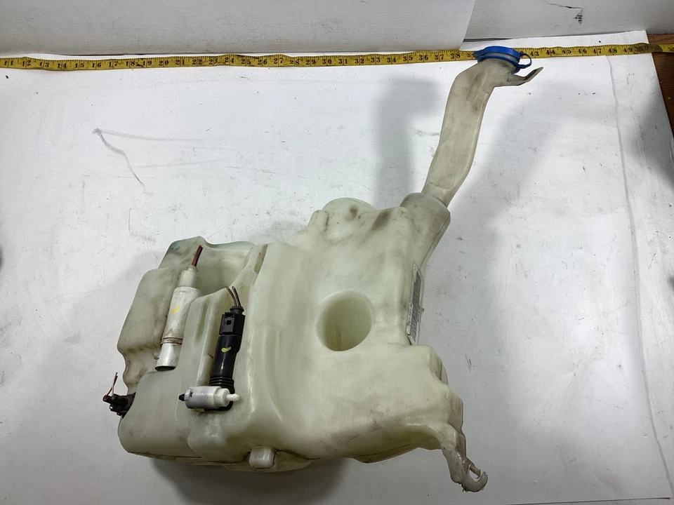 Mercedes Benz GL550 2008-2013 depósito de tanque de líquido de lavadora A1648690520 OEM. Foto 1 de 4